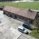 Boerderij vanuit de lucht (drone-beelden)